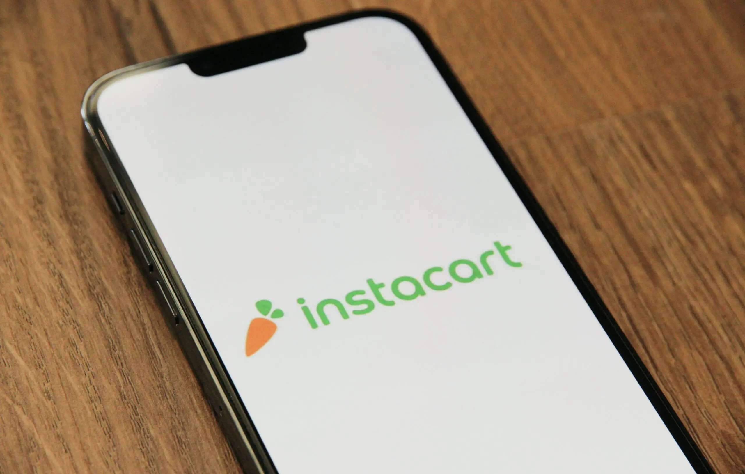 How much do Instacart shoppers make without tips?