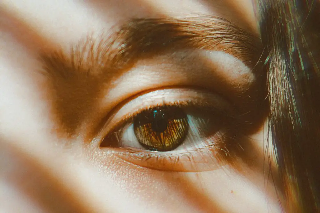 Are hazel eyes dominant?
