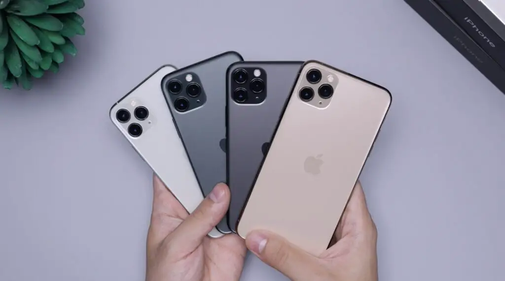 What iPhone color is the most popular?