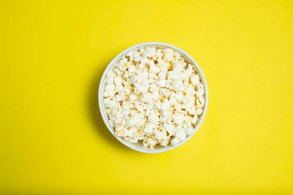 What oil is healthiest for popping popcorn?