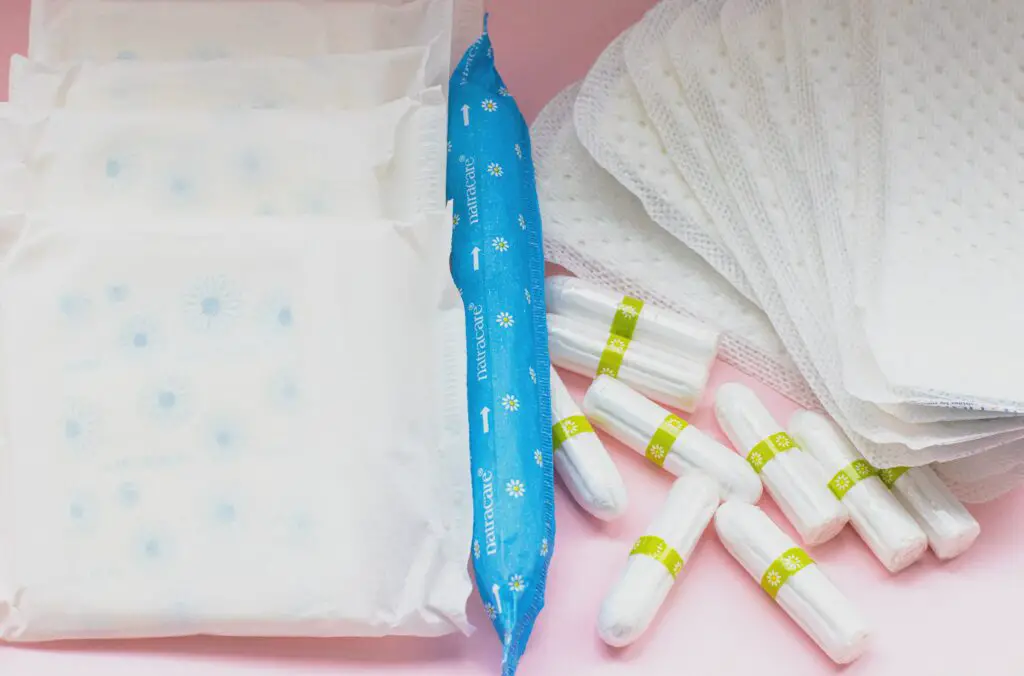 Why do i only bleed on one side of my Tampon?