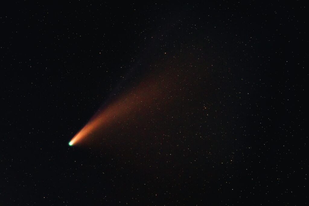 How close will comet k2 come to Earth?
