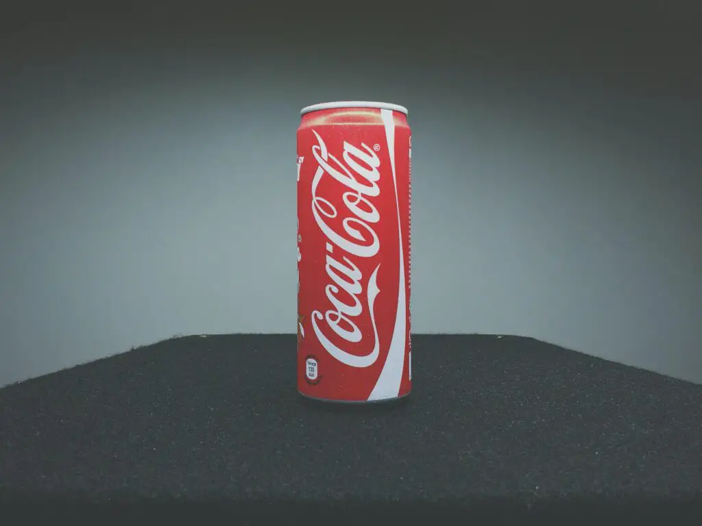 Can coke remove rust?