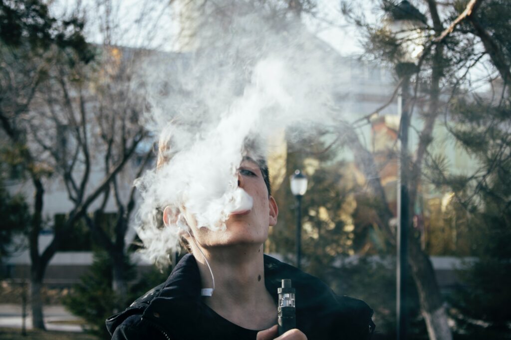 What is Chain Vaping?